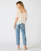 CRÈME VICKIE TOP