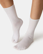 CHAUSSETTES MONTANTES À ORTEILS SÉPARÉS NOIR/BLANC