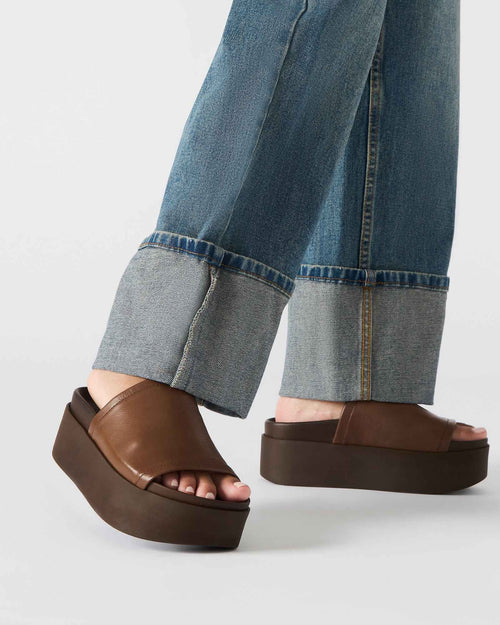 ARWEN BROWN LEATHER