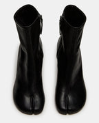 CARO BLACK LEATHER