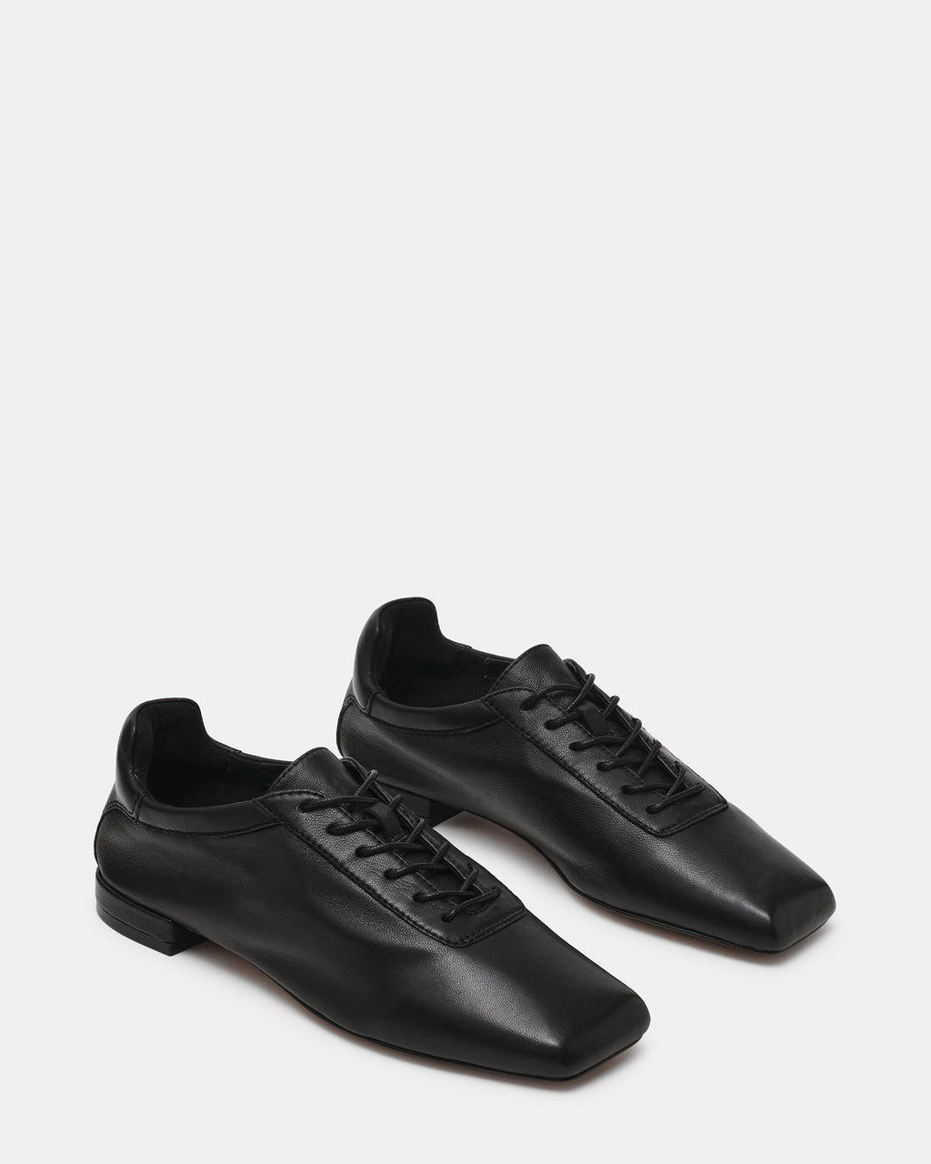DELPHY LACE-UP BLACK LEATHER