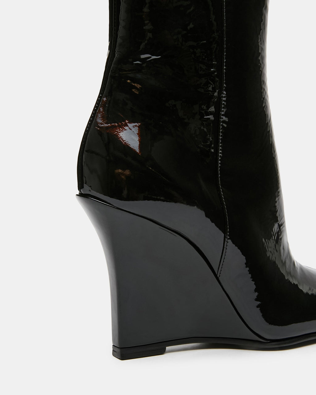EVOQUE BLACK PATENT