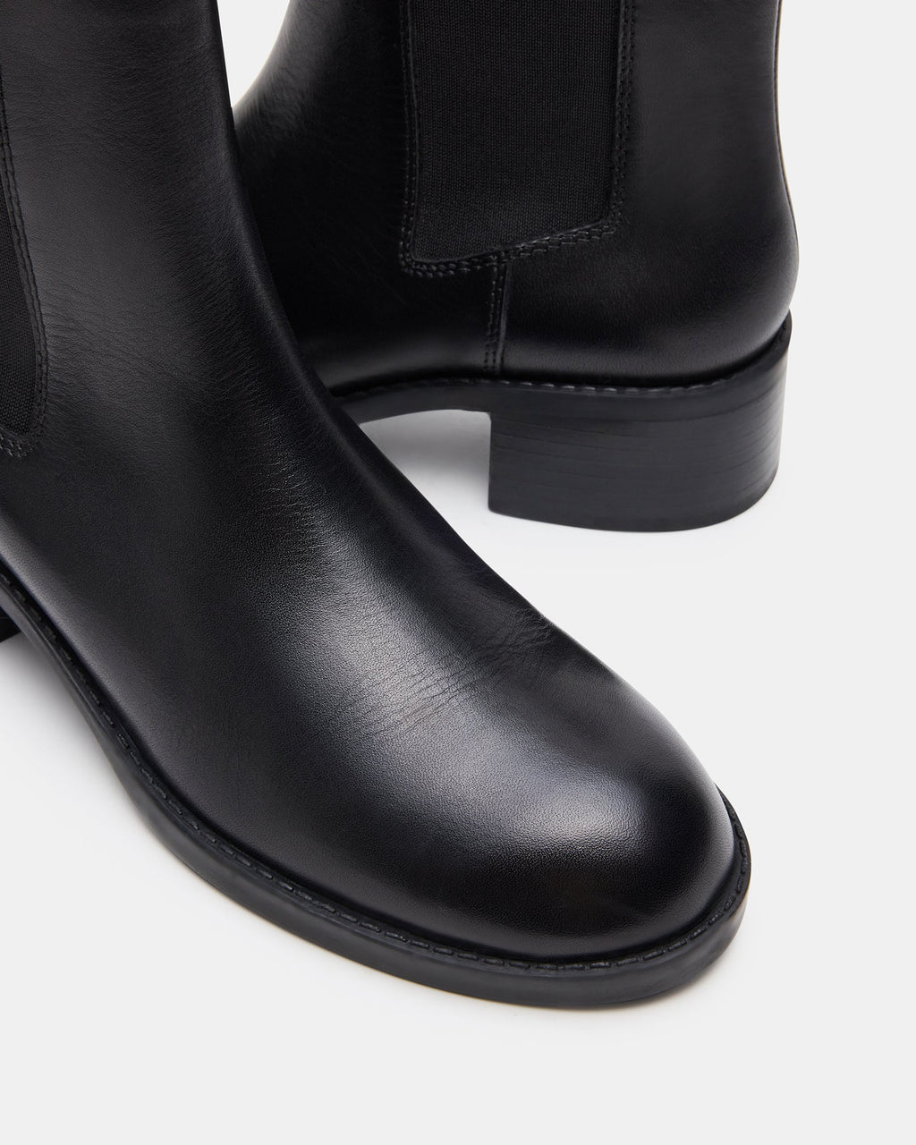 KAPLAN BLACK LEATHER