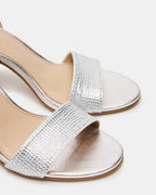 STRASS LARAH