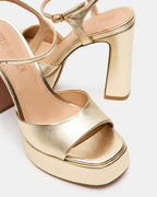 ENSEMBLE CHAUSSURES À TALONS LIANDRA ET SAC LEENA