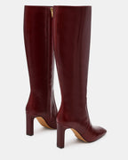 CUIR CERISE NOIRE LOVELIES
