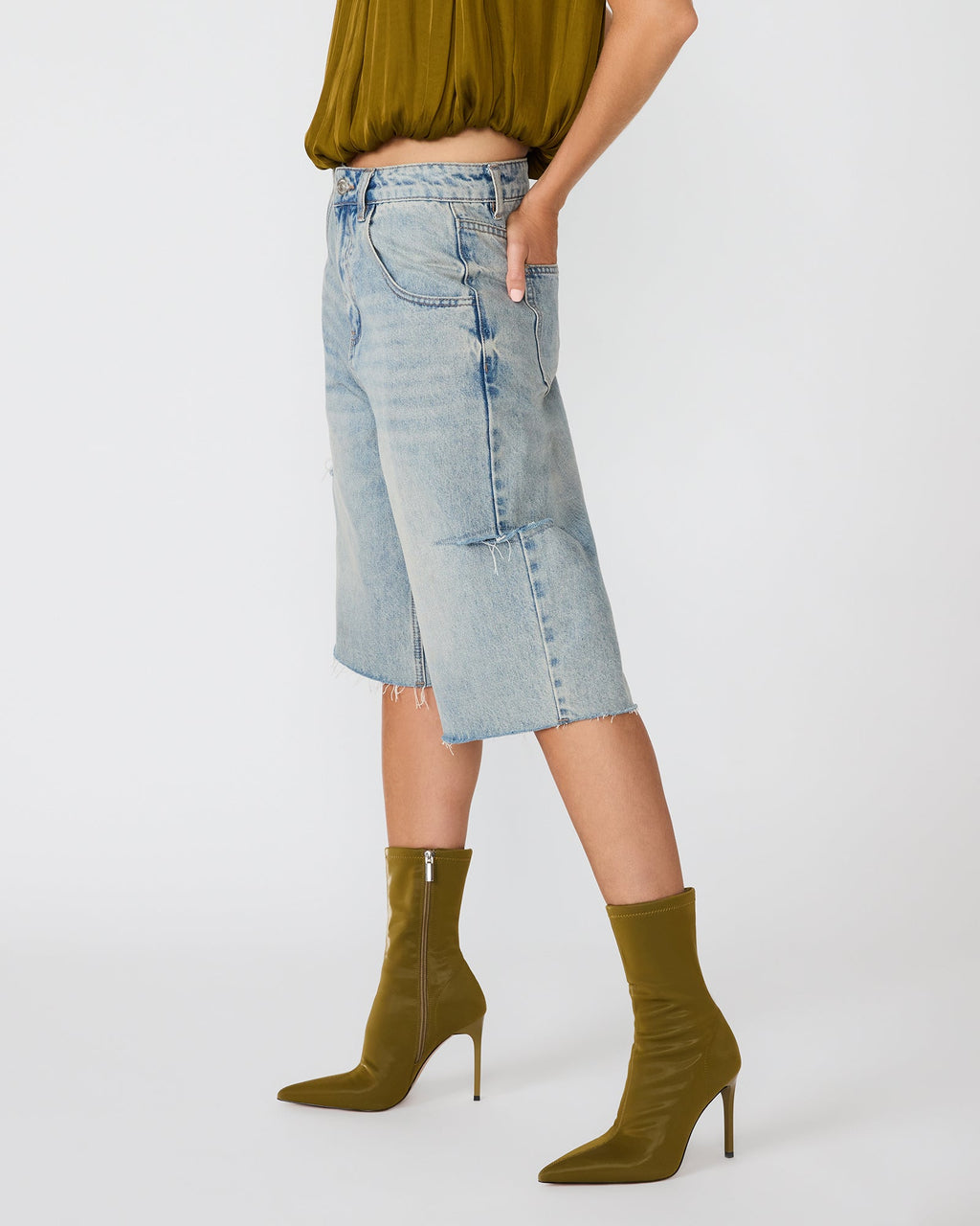 MACKENA OLIVE TECHNO SATIN