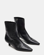 CUIR NOIR VIL