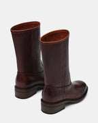 CUIR MARRON ÉGARÉ